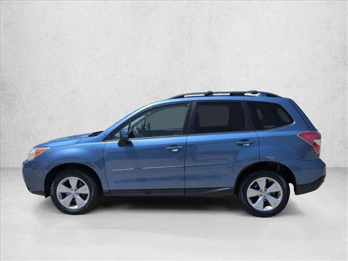 Used 2016 Subaru Forester 2.5i Premium w/ All-Weather Package AWD/4WD image 8