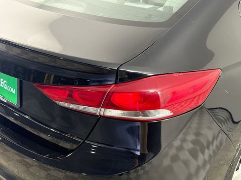 Used 2018 Hyundai Elantra SEL image 33