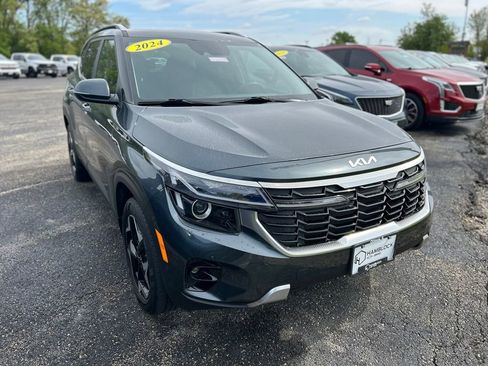 Used 2024 Kia Seltos EX AWD/4WD image 1