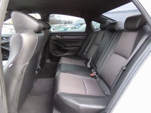 Used 2022 Honda Accord Sport image 13