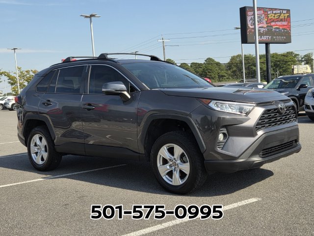 Used 2021 Toyota RAV4 XLE FWD image 5