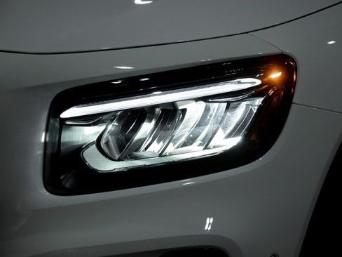 Certified 2026 Mercedes-Benz GLB 250 image 7