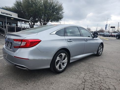 Used 2018 Honda Accord EX-L image 3