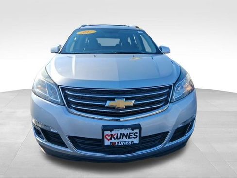 Used 2017 Chevrolet Traverse LT image 15