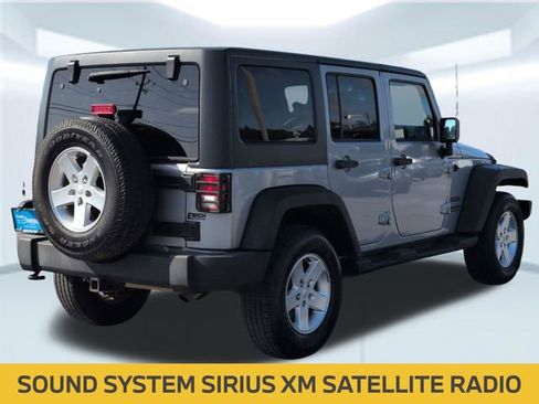 Used 2013 Jeep Wrangler Unlimited Sport image 5