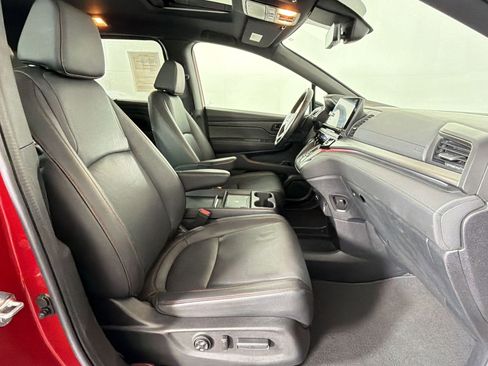 Used 2025 Honda Odyssey Sport-L image 30