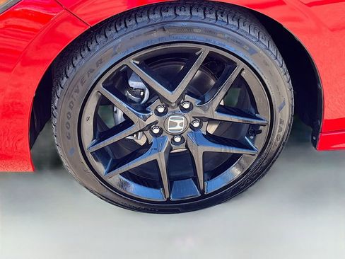 Used 2024 Honda Civic Sport image 28