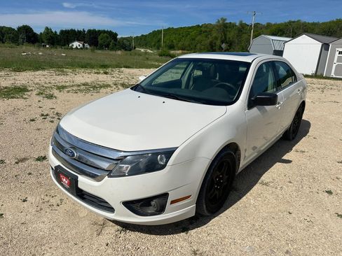 Used 2011 Ford Fusion SE w/ 202A Rapid Spec Order Code FWD image 2