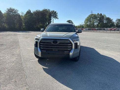 Used 2024 Toyota Tundra Limited image 6