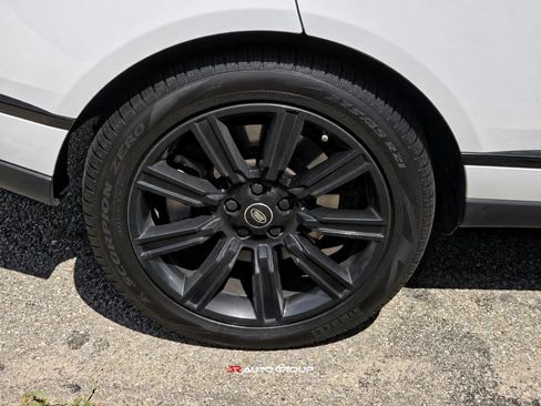 Used 2019 Land Rover Range Rover Long Wheelbase Supercharged AWD/4WD image 11
