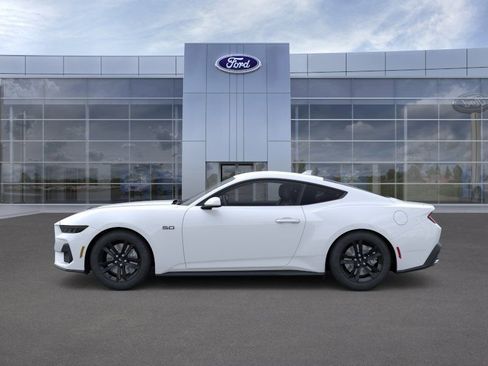 Used 2026 Ford Mustang GT RWD image 3