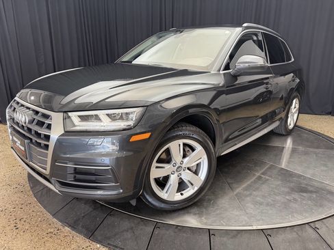 Used 2018 Audi Q5 2.0T Premium Plus w/ Premium Plus Package image 2