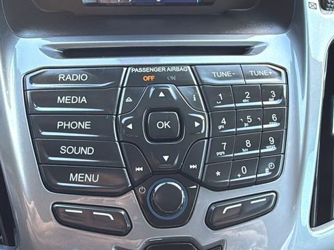 Used 2014 Ford Transit Connect Titanium FWD image 22