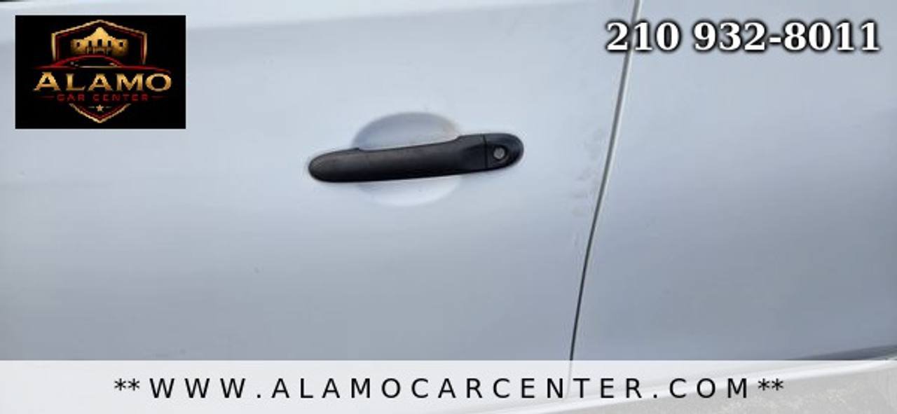 Used 2015 Nissan Versa S Plus FWD image 10
