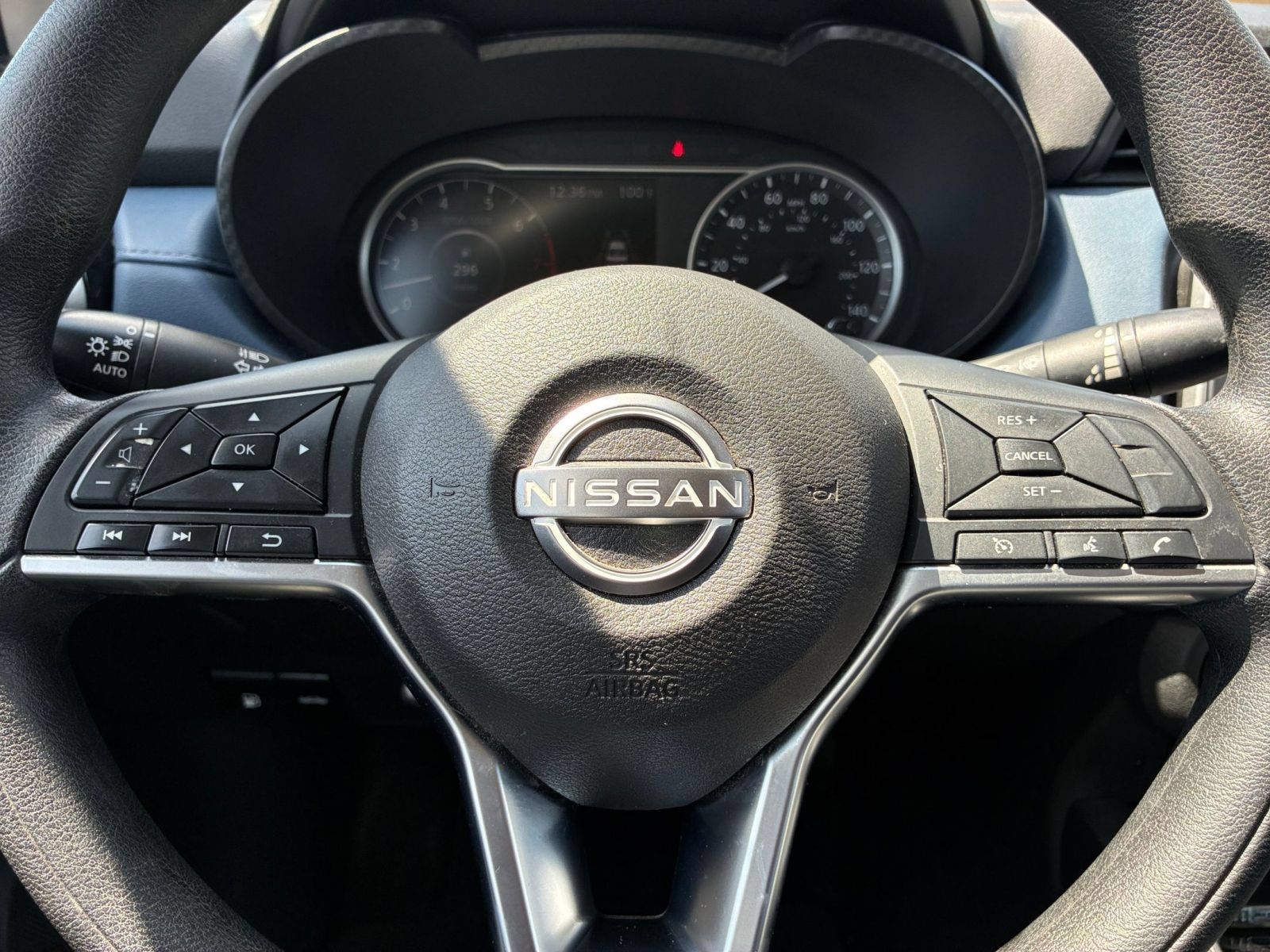 Used 2025 Nissan Versa SV FWD image 25