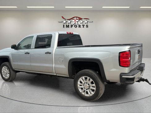 Used 2015 Chevrolet Silverado 2500 LT w/ LT Convenience Package AWD/4WD image 3