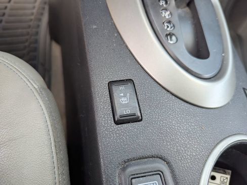 Used 2013 Nissan Rogue SL AWD/4WD image 15