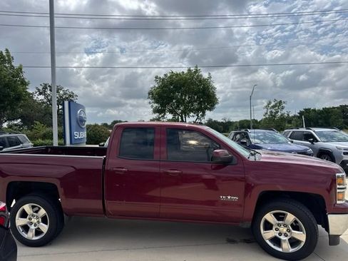 Used 2015 Chevrolet Silverado 1500 LT w/ Texas Edition, 1LT Trim RWD image 2