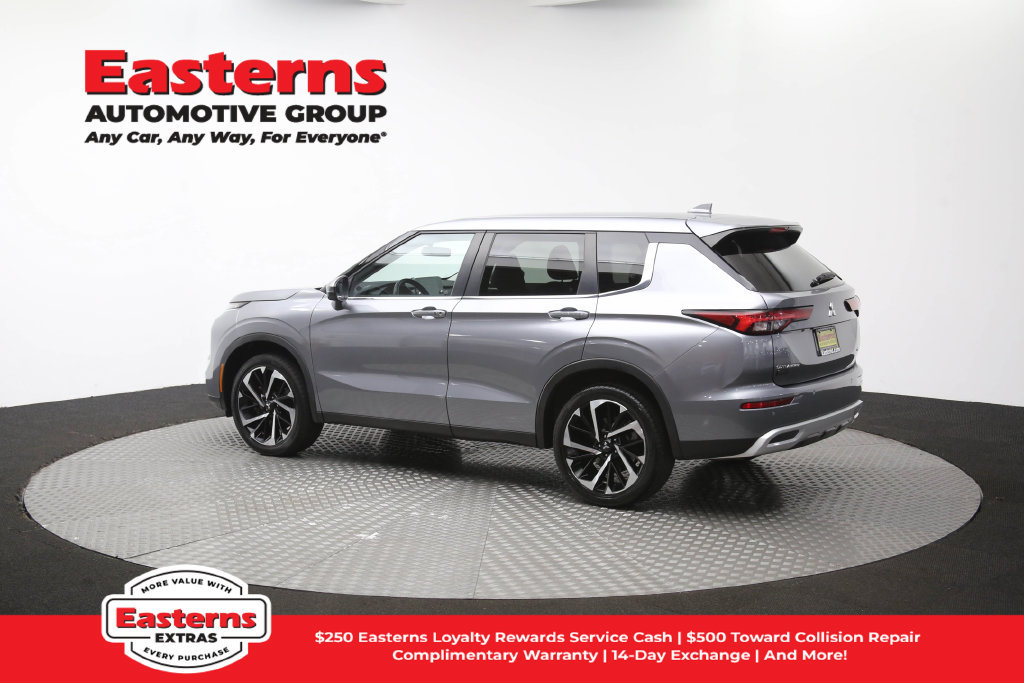Used 2024 Mitsubishi Outlander SE AWD/4WD image 64