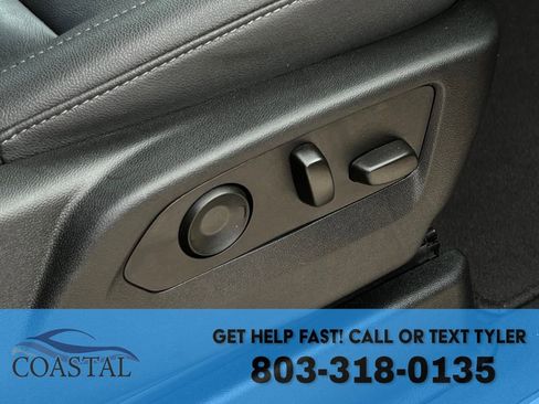 Used 2023 Chevrolet Suburban LT image 31