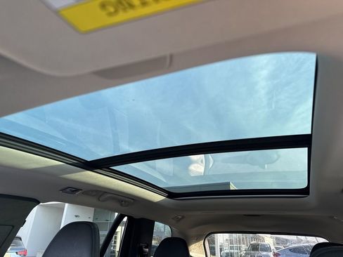 Used 2021 Volvo XC90 T6 Momentum image 18