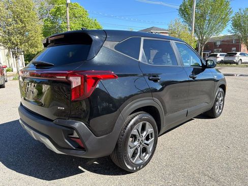 Certified 2024 Kia Seltos LX AWD/4WD image 6