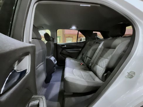 Used 2020 Chevrolet Equinox LT image 19