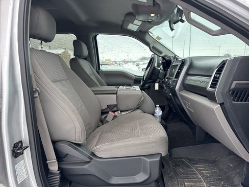 Used 2017 Ford F350 XLT image 5