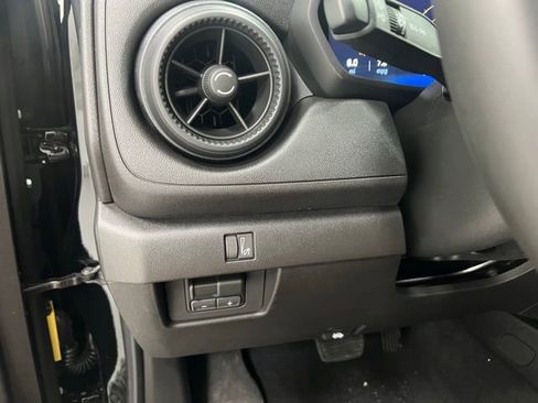 New 2026 Chevrolet Colorado Trail Boss AWD/4WD image 12