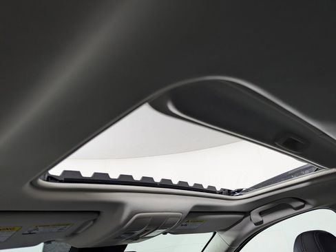 Used 2023 MAZDA CX-5 AWD 2.5 S w/ Premium Plus Pkg image 29