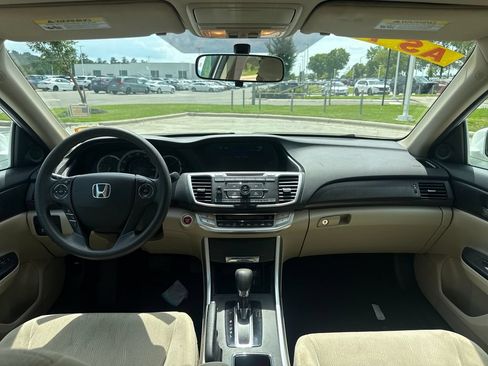 Used 2015 Honda Accord EX image 16