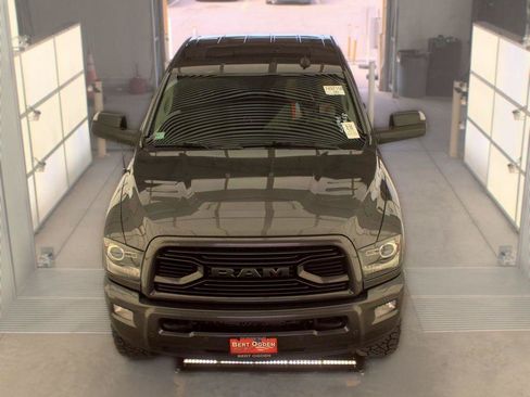 Used 2018 RAM 2500 Laramie w/ Sport Appearance Group AWD/4WD image 2