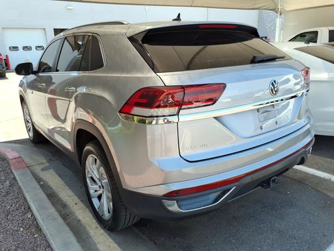 Certified 2020 Volkswagen Atlas Cross Sport SEL AWD/4WD image 3