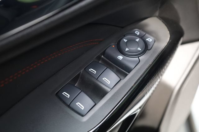 Used 2024 Chevrolet Trax RS w/ Sunroof Package FWD image 15