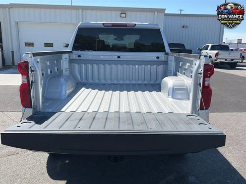 Used 2022 Chevrolet Silverado 1500 Custom Trail Boss AWD/4WD image 22