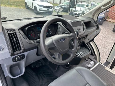Used 2016 Ford Transit 250 138 RWD image 19