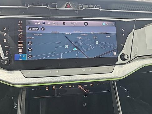 Used 2024 Jeep Wagoneer Launch Edition image 4