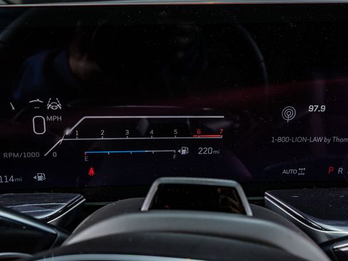 Used 2026 Cadillac Escalade ESV Sport w/ LPO, ONYX Package image 20