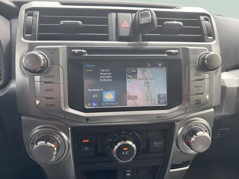Used 2014 Toyota 4Runner SR5 RWD image 33