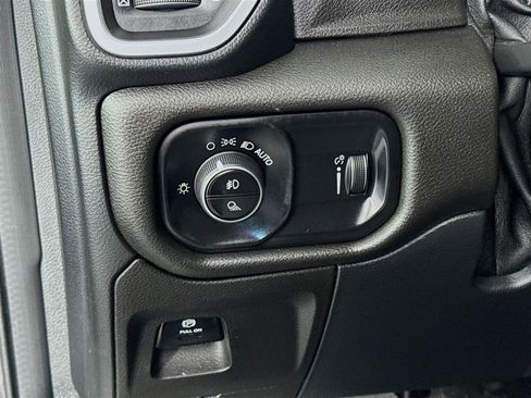 Used 2022 RAM 1500 Big Horn image 11