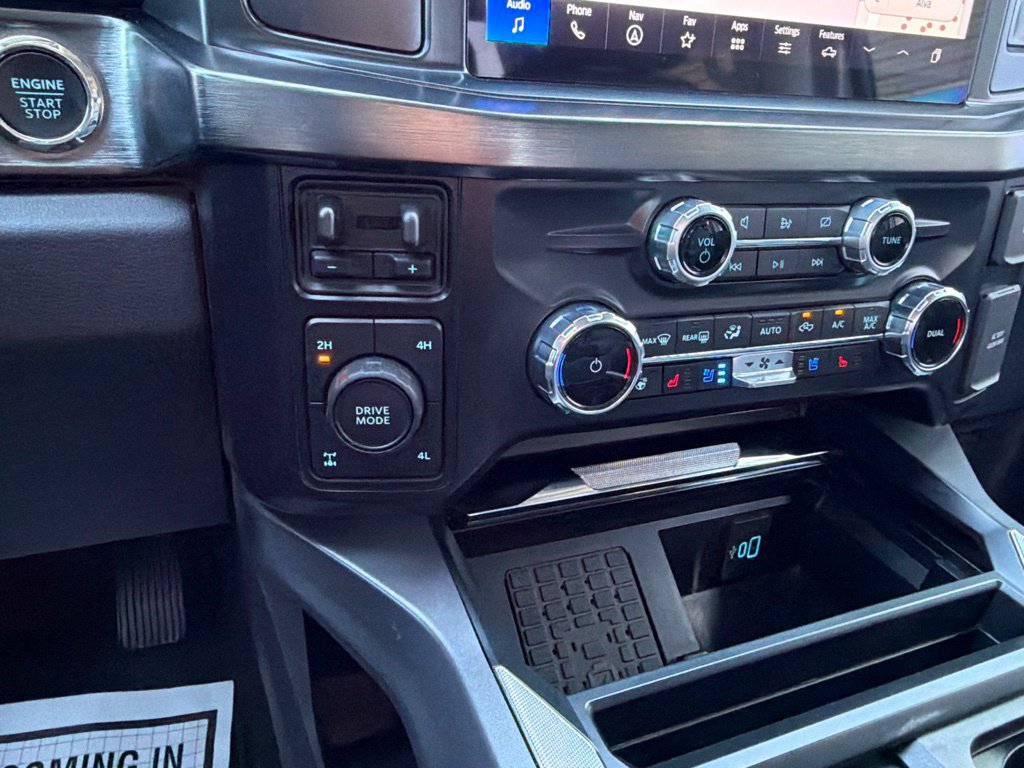 Used 2024 Ford F250 4x4 Crew Cab Super Duty image 21