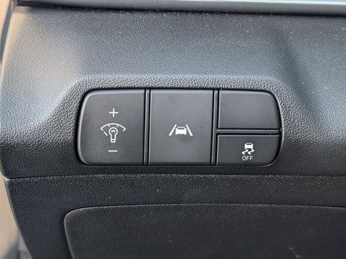Used 2021 Hyundai Elantra SEL FWD image 24