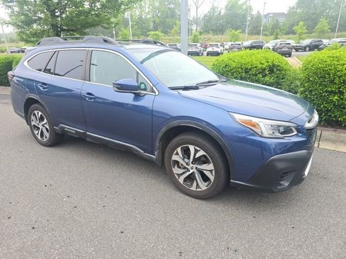 Used 2022 Subaru Outback Limited XT w/ Popular Package #2 AWD/4WD image 3