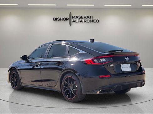 Used 2022 Honda Civic Sport Touring image 6