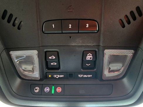 Used 2019 Chevrolet Blazer RS w/ Sun and Wheels Package image 44