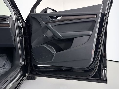 Used 2023 Audi Q5 2.0T Premium image 22