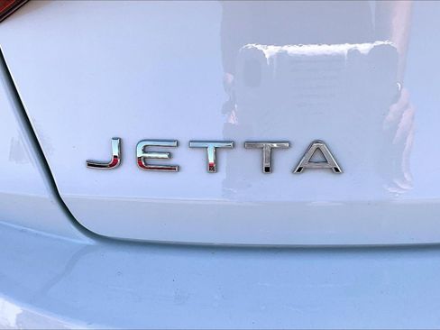 Used 2024 Volkswagen Jetta S FWD image 8