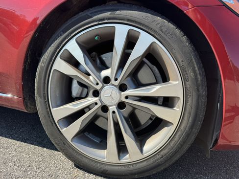 Used 2018 Mercedes-Benz C 300 Sedan w/ Parking Assist Package image 15