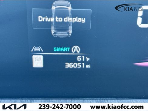 Certified 2024 Kia Telluride EX w/ EX Captain's Chair Package image 44