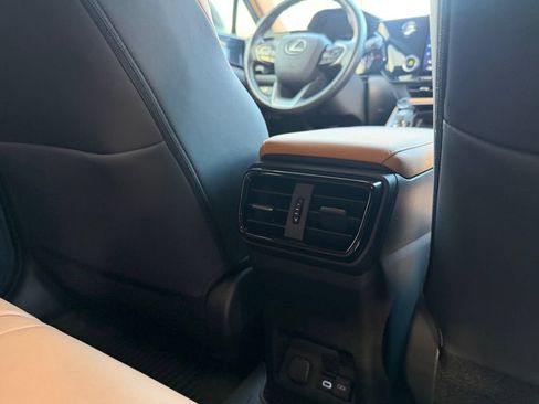 Used 2024 Lexus NX 250 FWD w/ Premium Package image 19